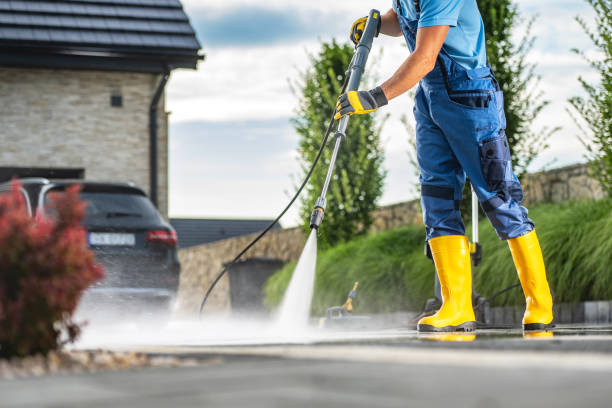 Professional Pressure Washing Services in Edgewood, NM